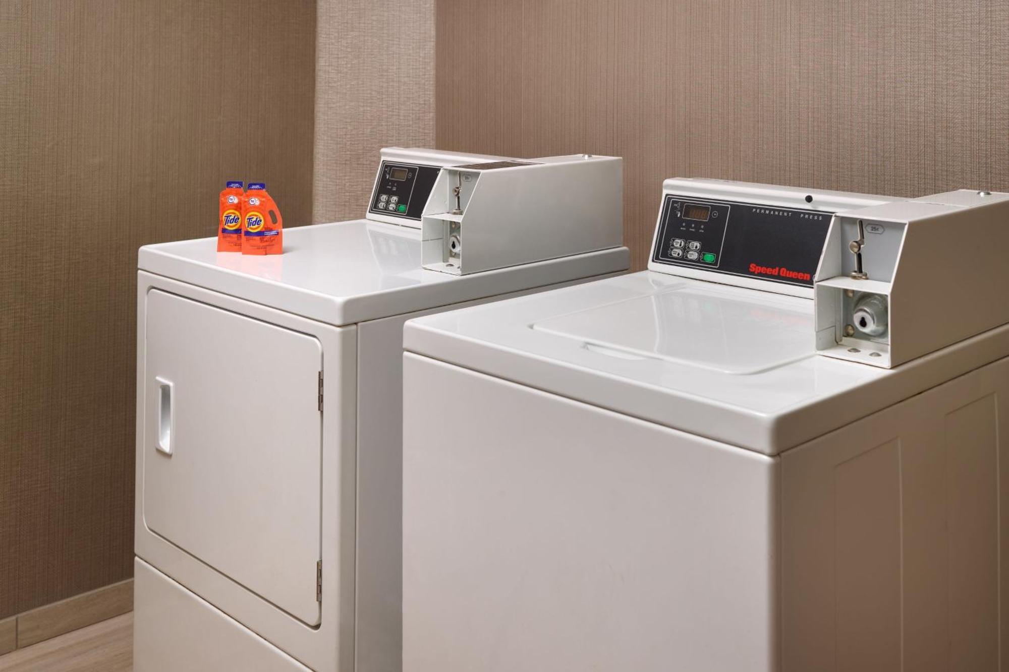 Springhill Raleigh-durham Airport/research Triangle Park Hotel