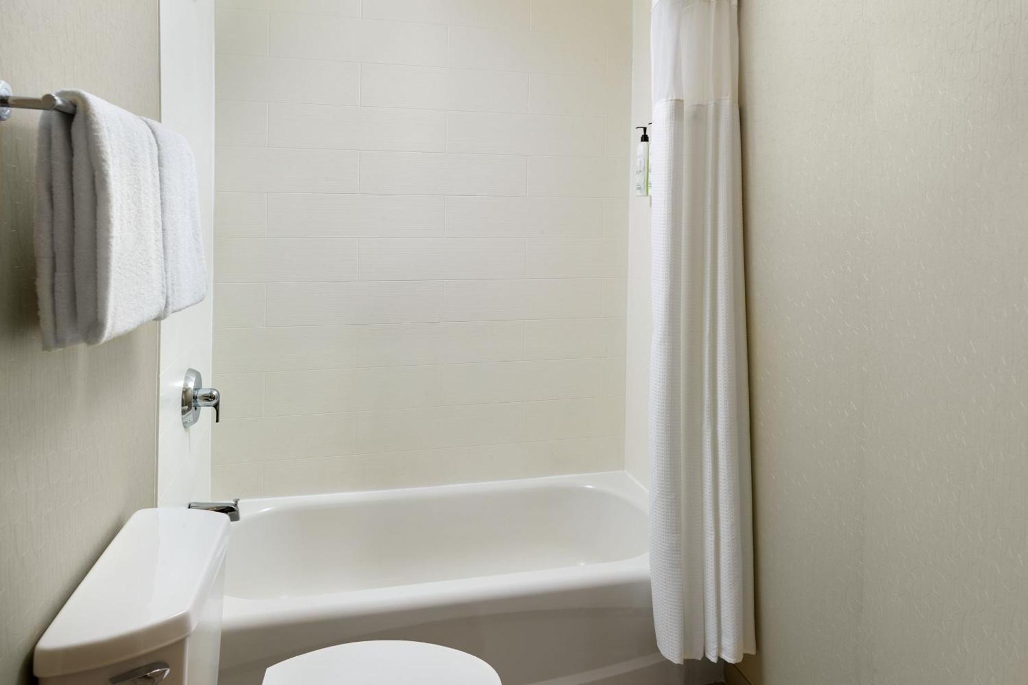 Springhill Raleigh-durham Airport/research Triangle Park Hotel 3*