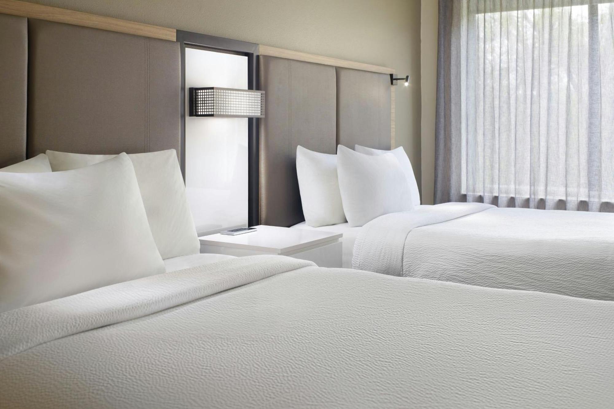 Hotel Springhill Raleigh-durham Airport/research Triangle Park 3*